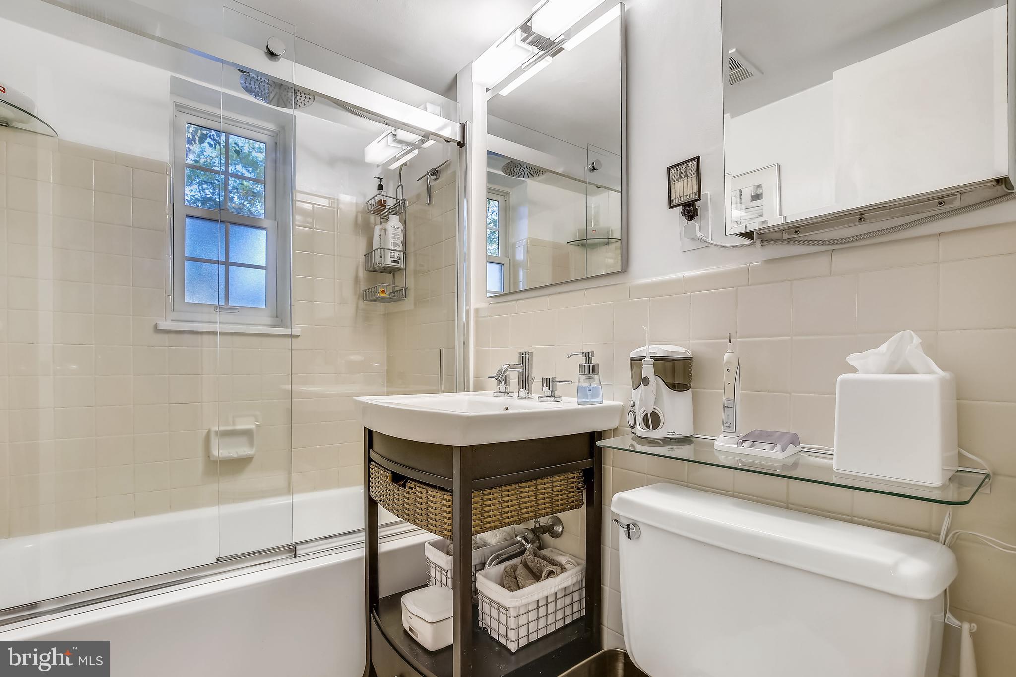 WESTMORELAND TERRACE - Residential