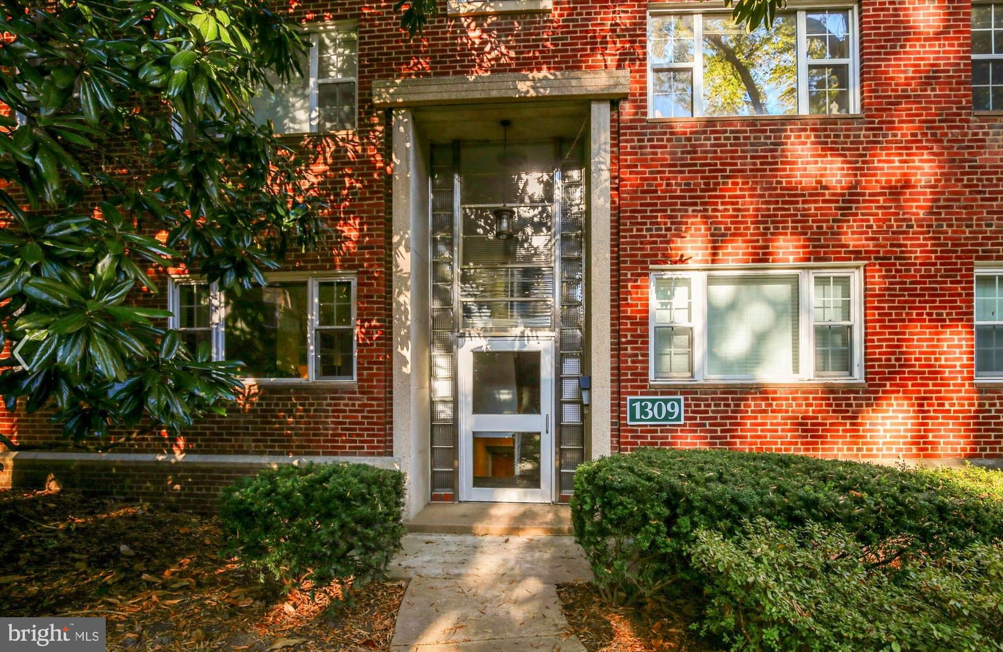 WESTMORELAND TERRACE - Residential