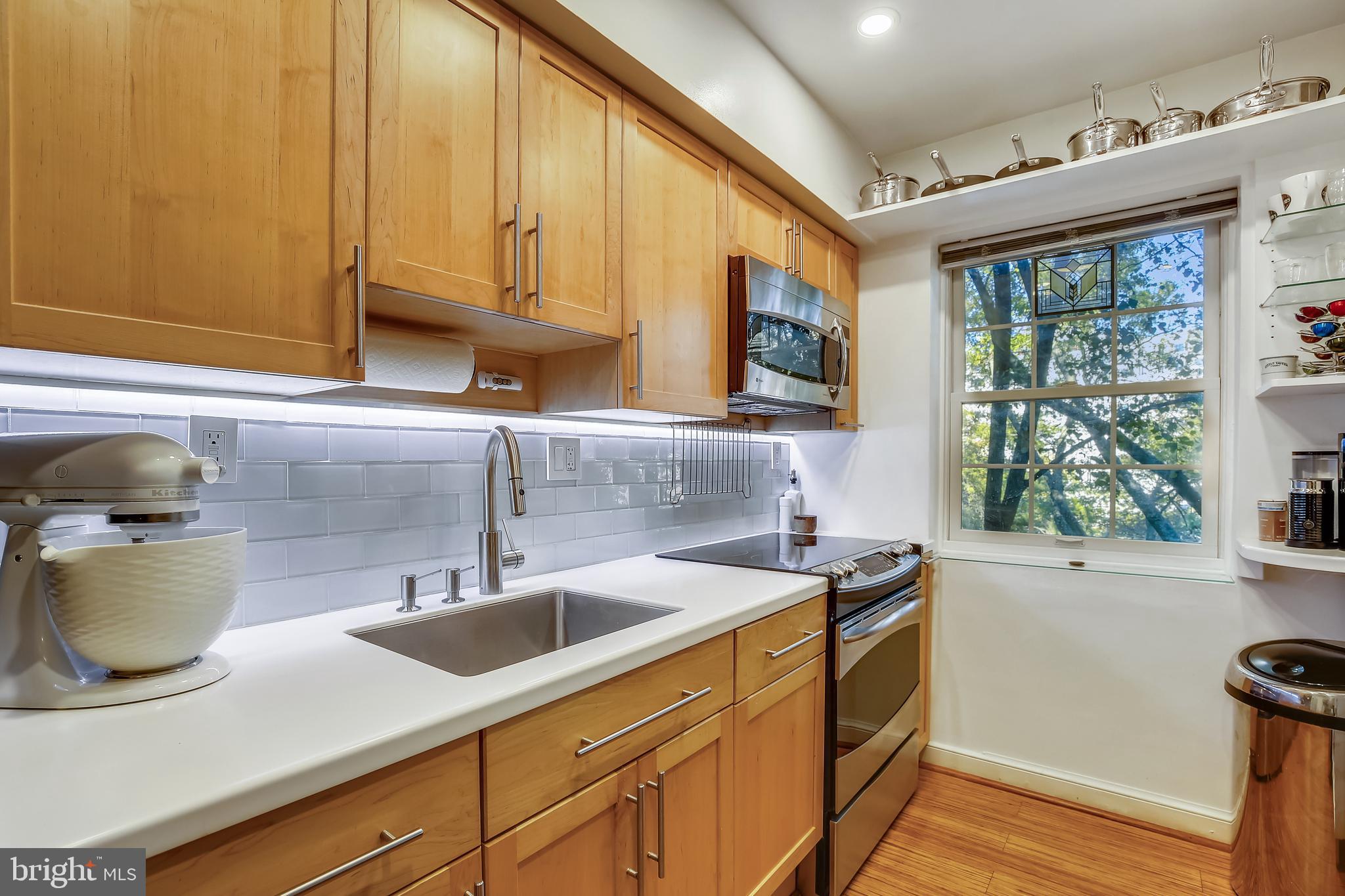 WESTMORELAND TERRACE - Residential