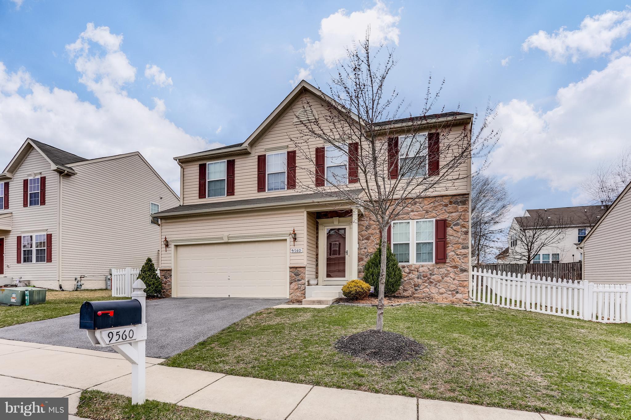 KINGS WOODS - Residential