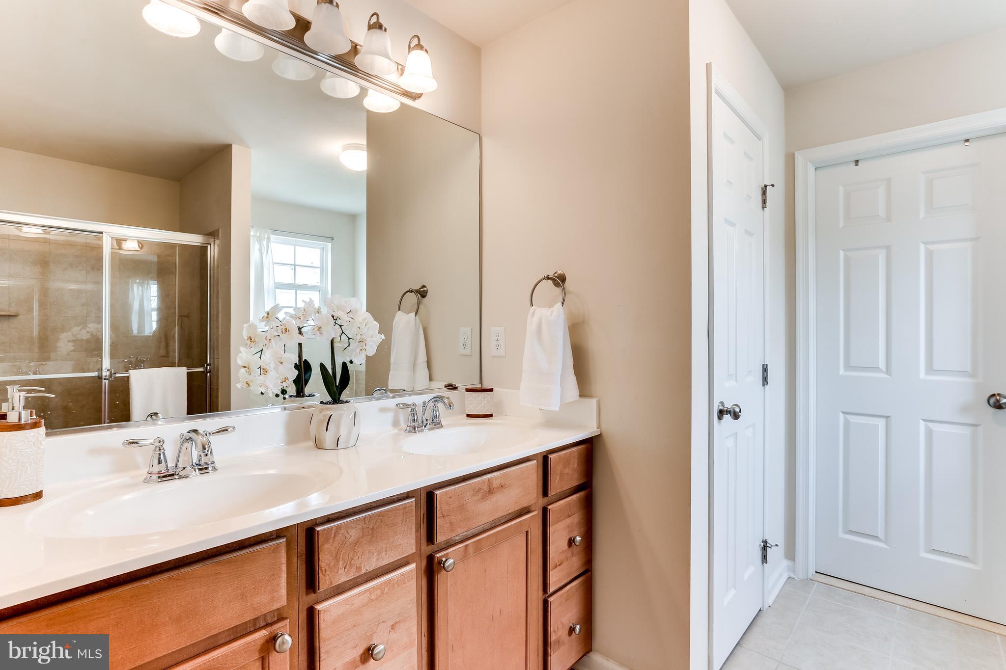 KINGS WOODS - Residential