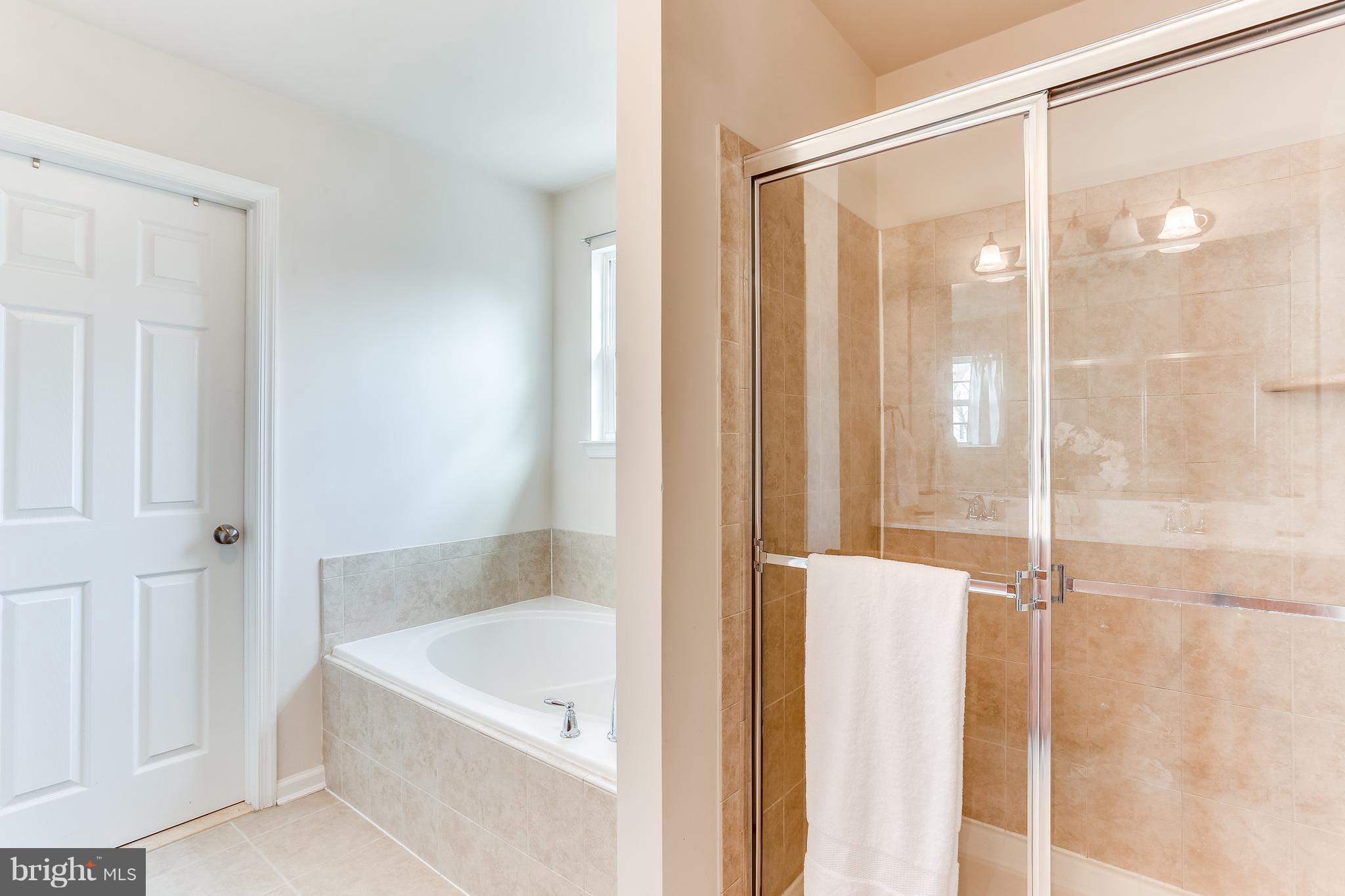 KINGS WOODS - Residential