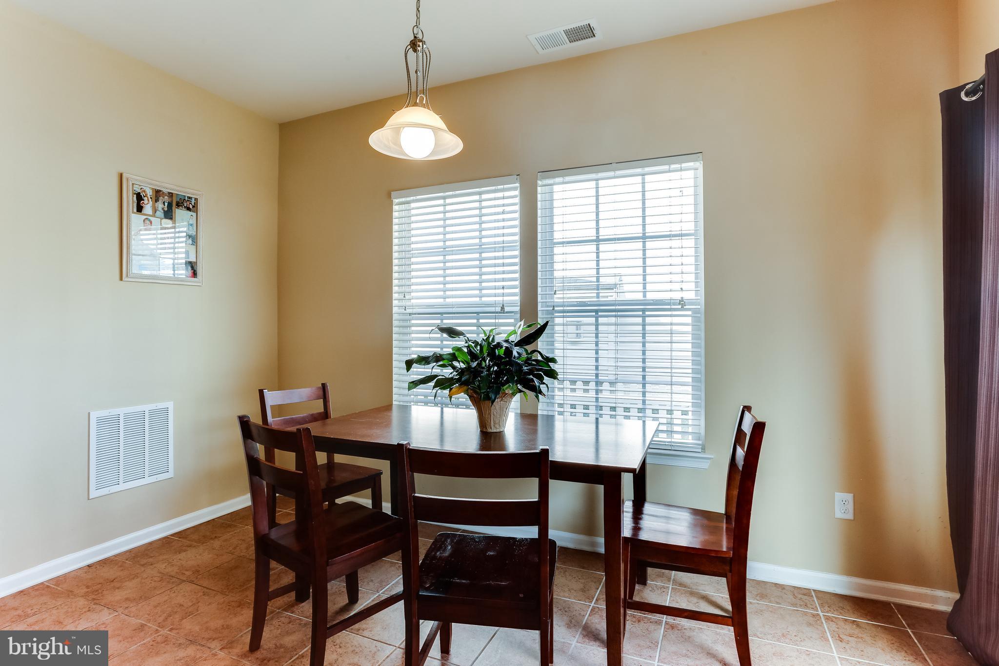 KINGS WOODS - Residential