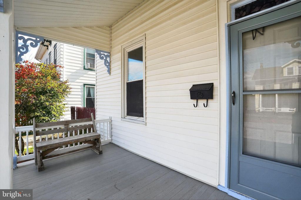 Photo of 512 W 2nd Avenue, PARKESBURG, PA 19365 (MLS # PACT2109420)