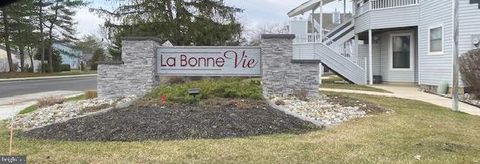 Condo For Sale - 3306 Jennifer Court<br/> VOORHEES, NJ 08043