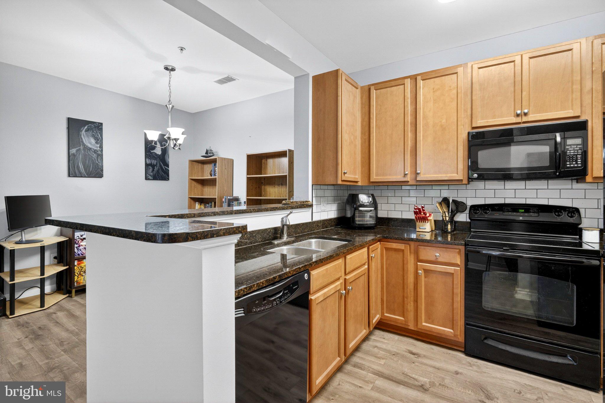 WAVERLY STATION - Residential