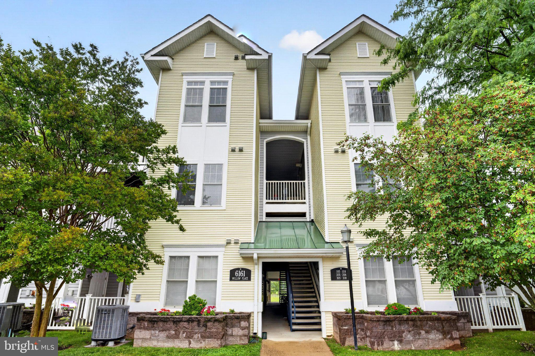 WAVERLY STATION - Residential