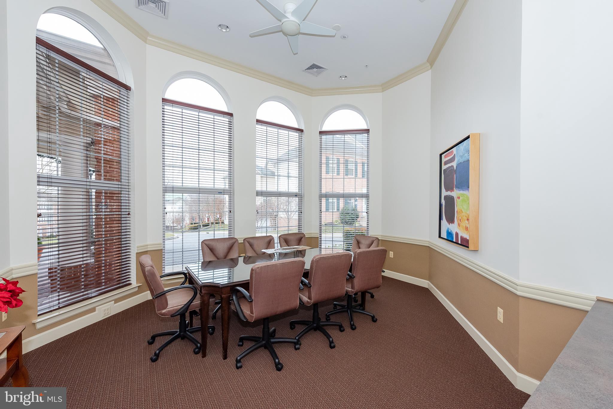 HIGH VIEW - Residential Lease