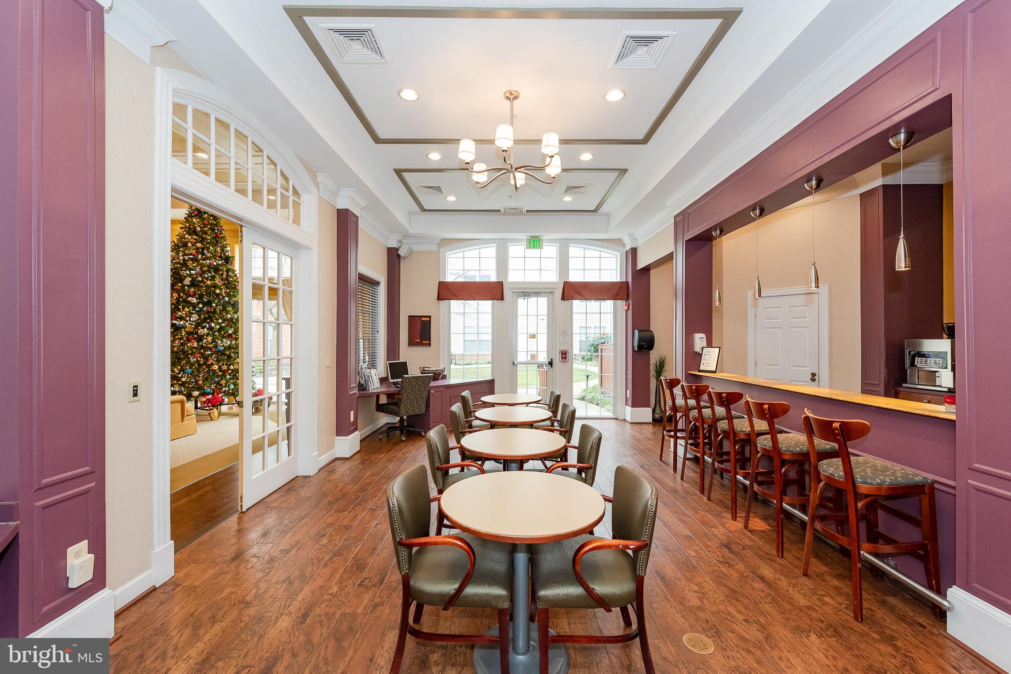 HIGH VIEW - Residential Lease