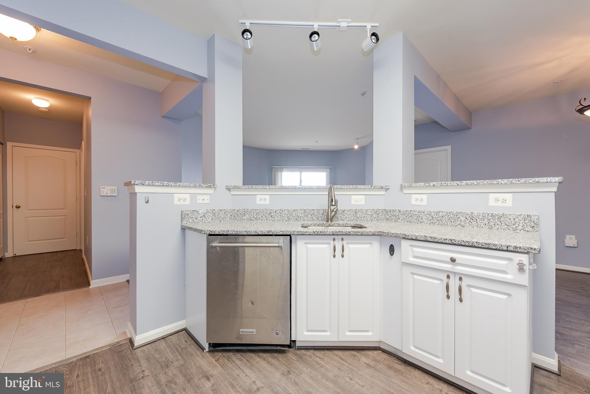 HIGH VIEW - Residential Lease