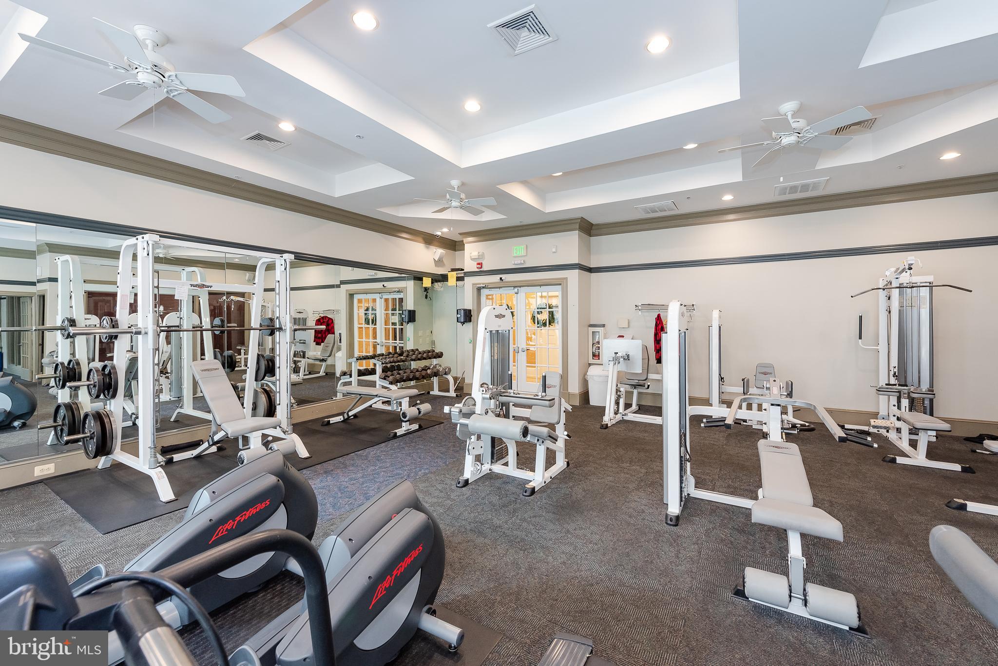 HIGH VIEW - Residential Lease