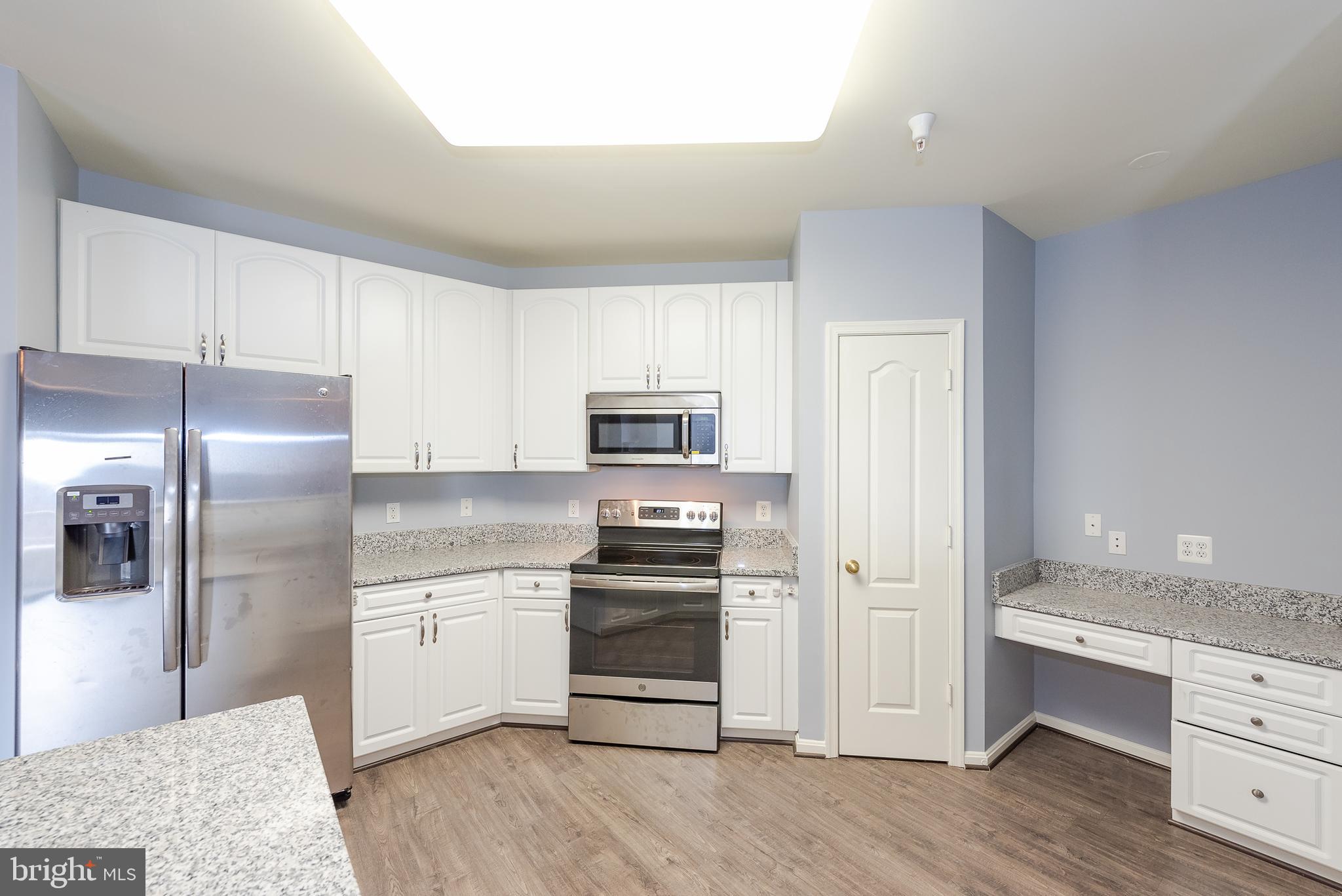 HIGH VIEW - Residential Lease