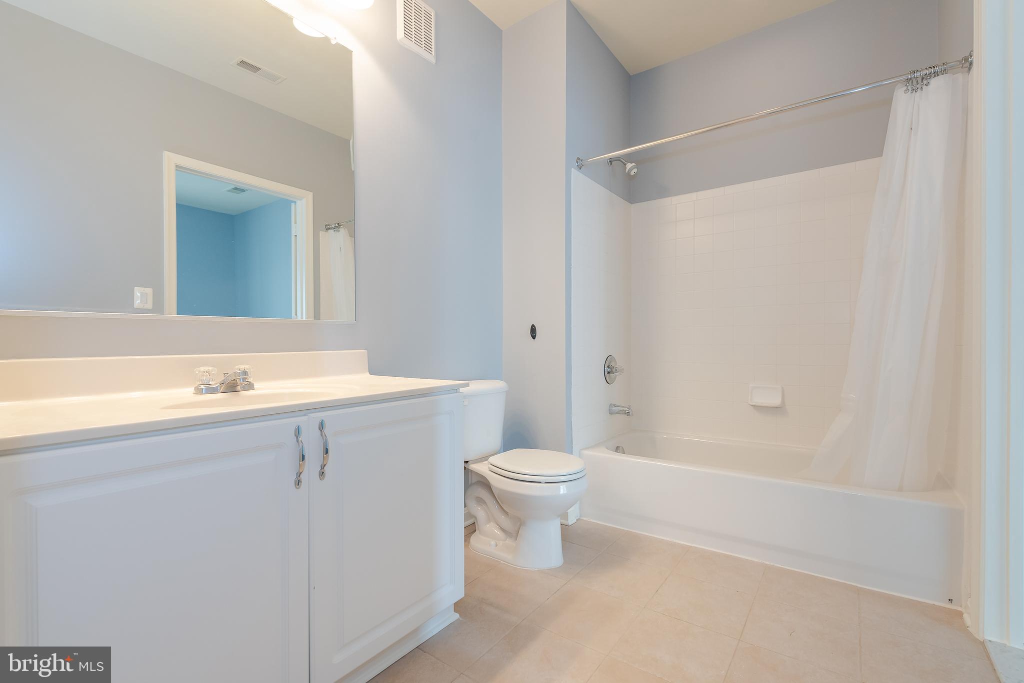 HIGH VIEW - Residential Lease