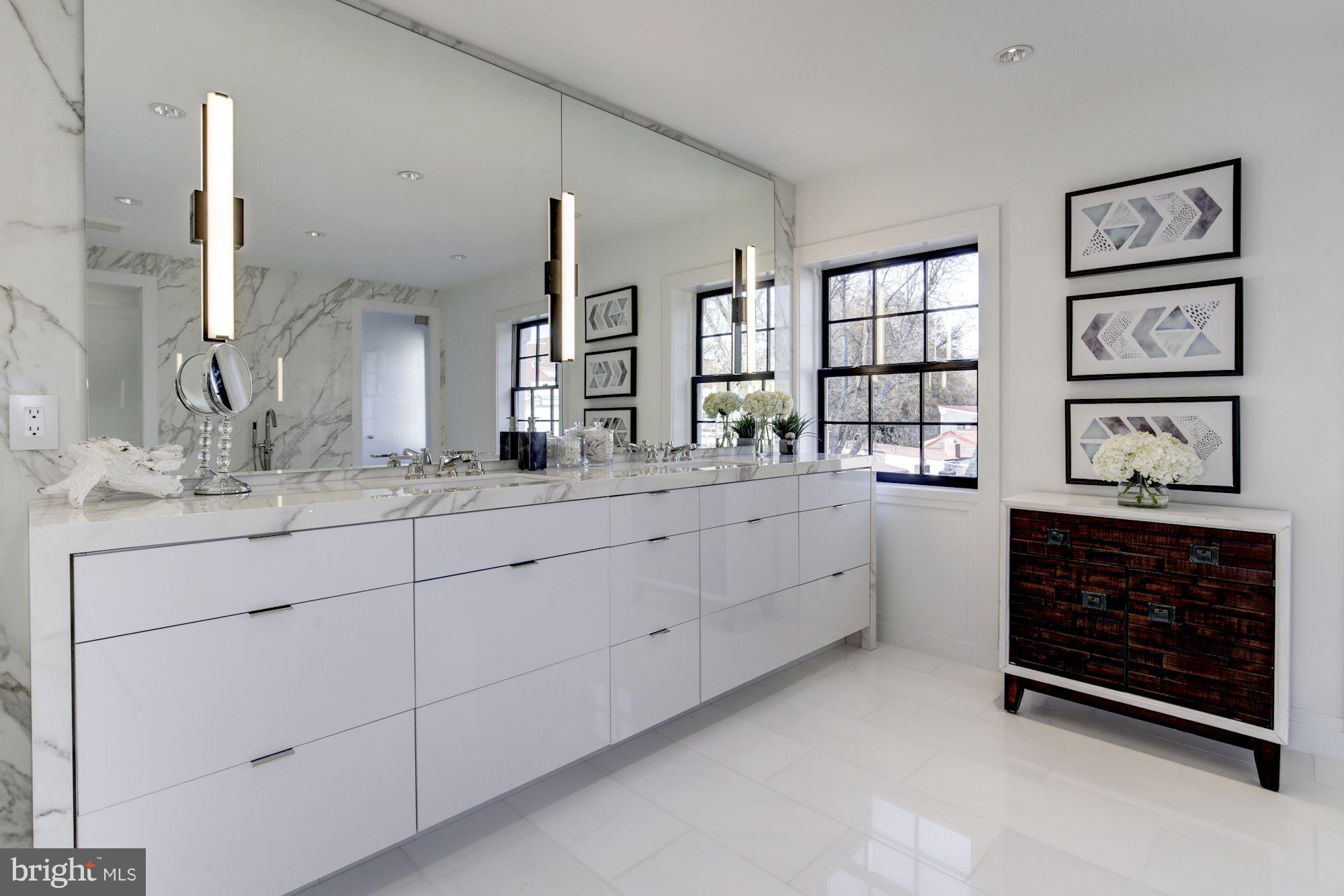 GEORGETOWN - Residential