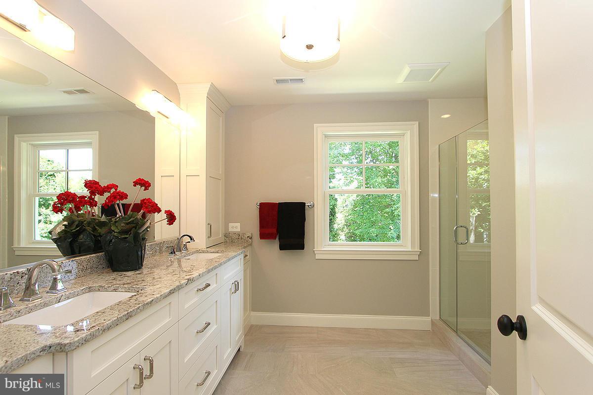 PARKWOOD - Residential