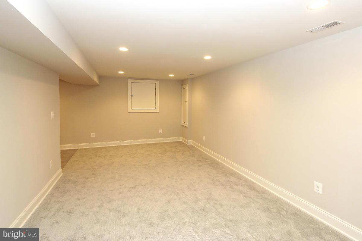 PARKWOOD - Residential