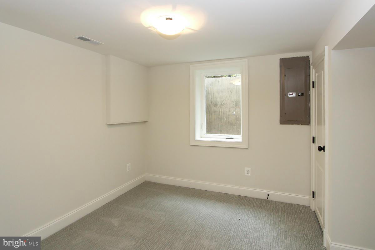 PARKWOOD - Residential