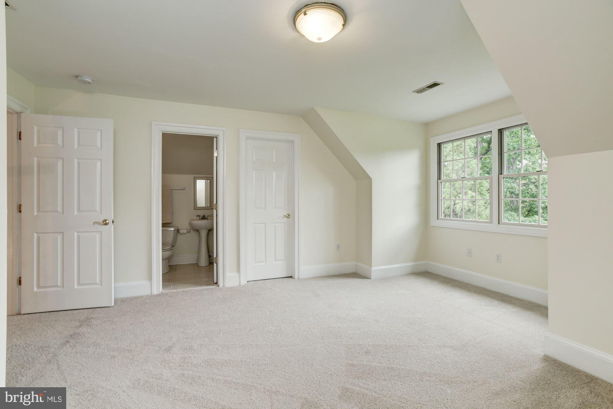 PATERNAL GIFT FARM - Residential