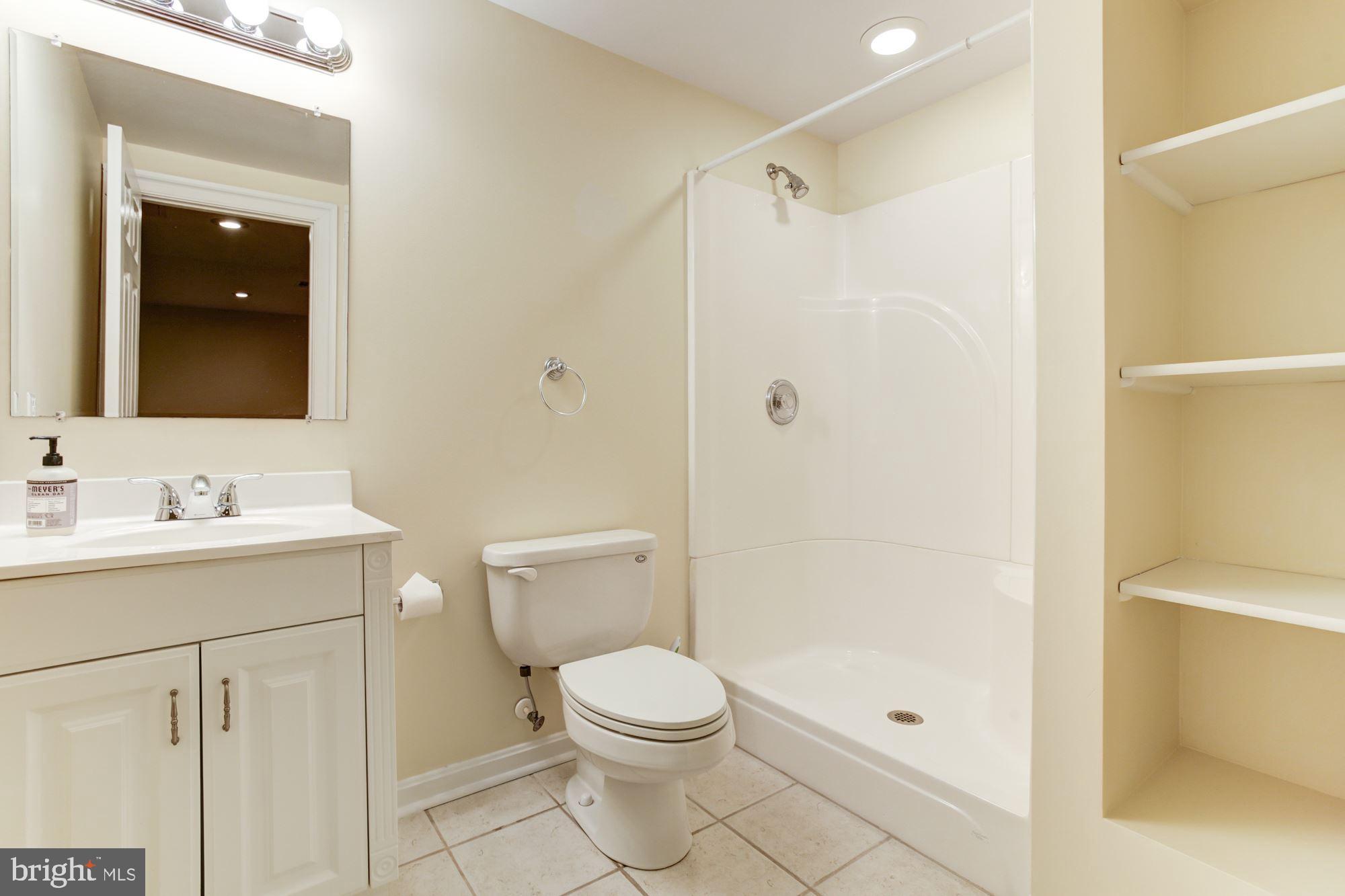 PATERNAL GIFT FARM - Residential