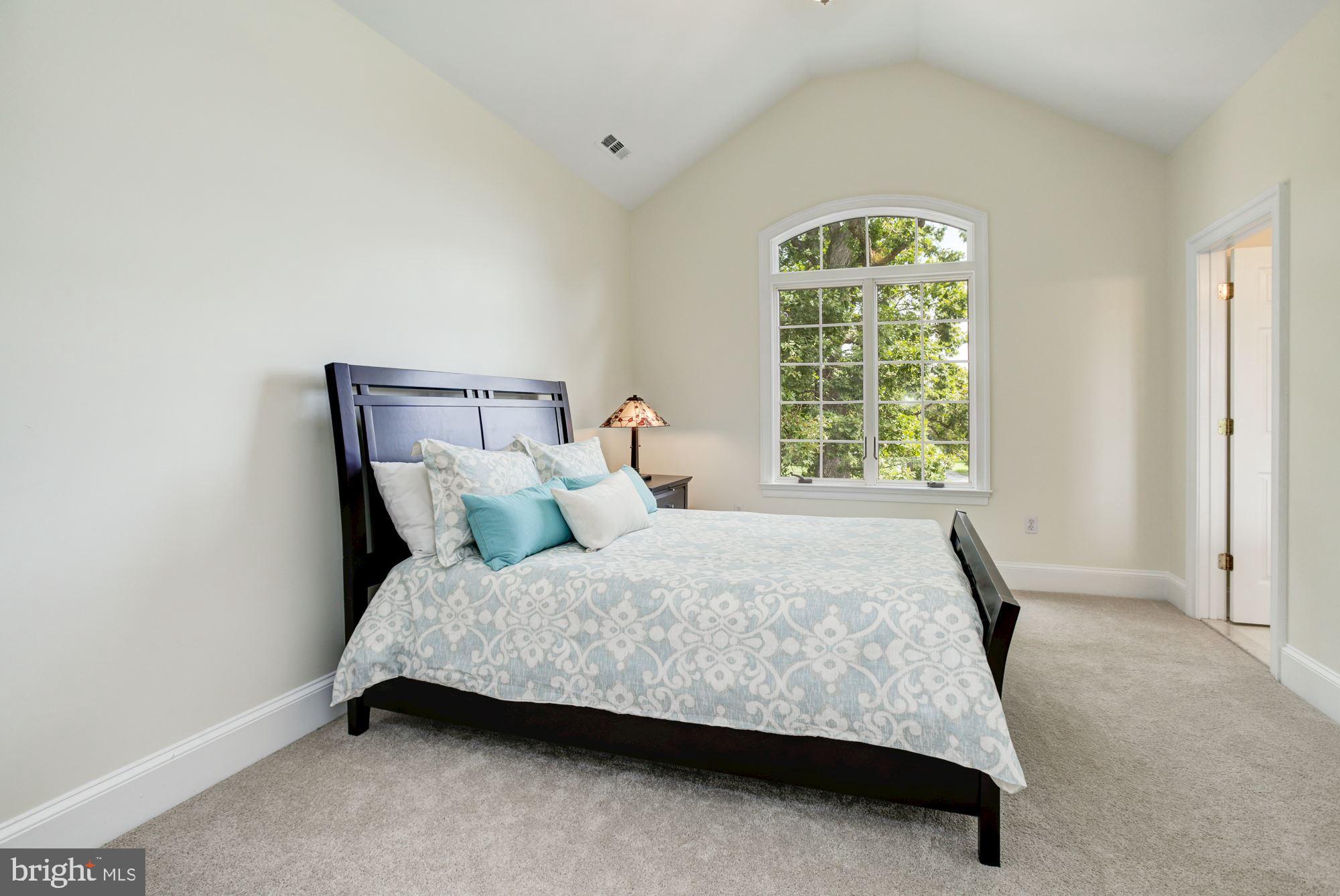 PATERNAL GIFT FARM - Residential