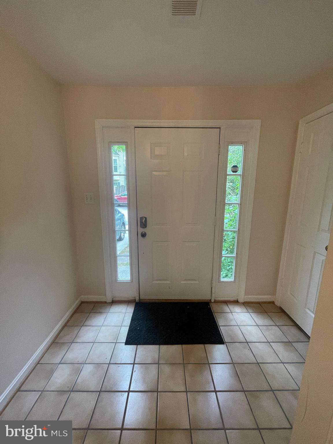 FAIRFAX METRO SQUARE - Residential Lease