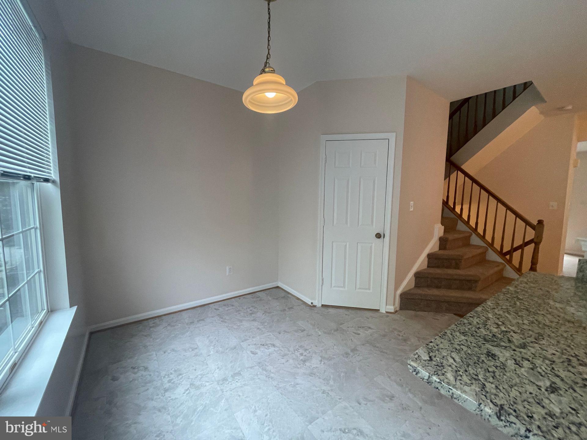 FAIRFAX METRO SQUARE - Residential Lease