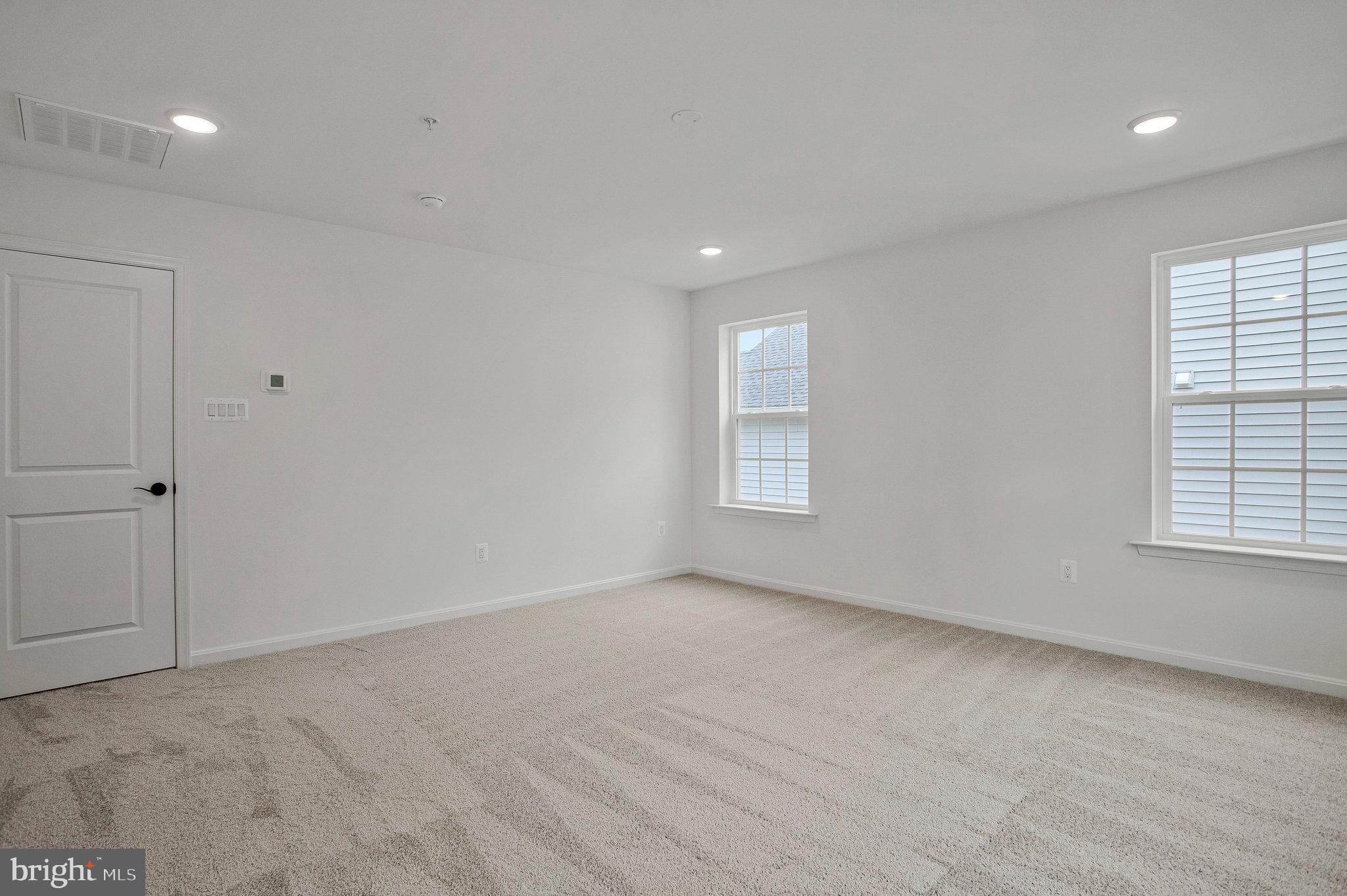 ROBERTS CROSSING - Residential