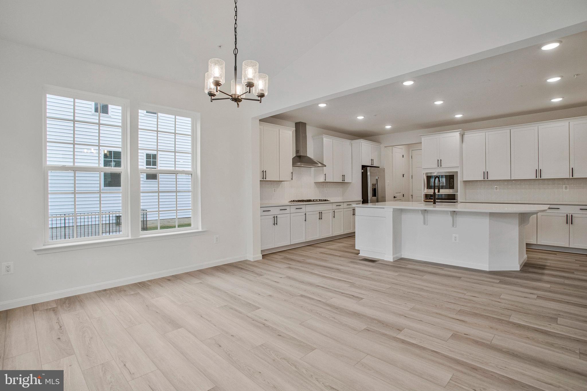 ROBERTS CROSSING - Residential