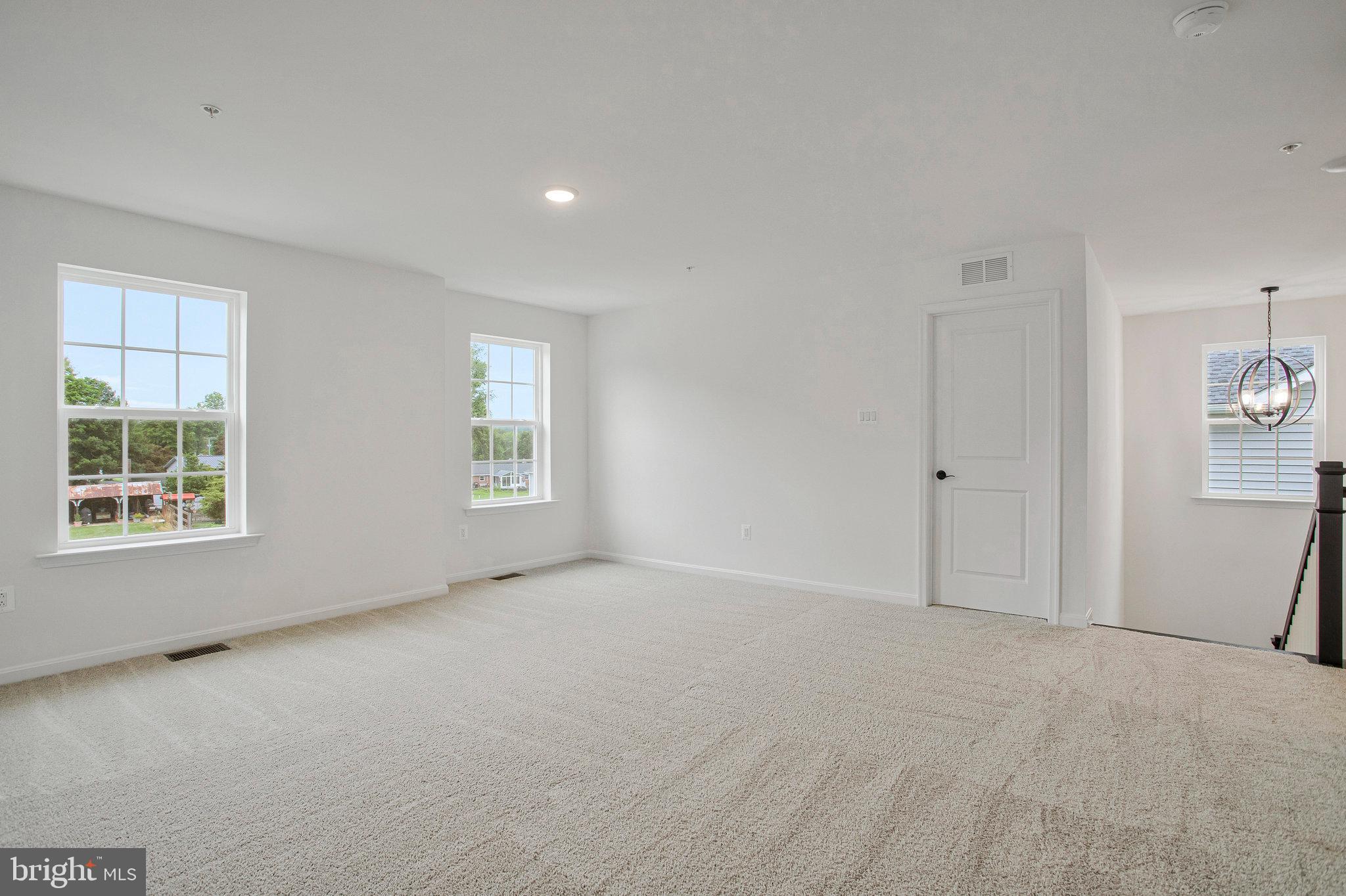 ROBERTS CROSSING - Residential