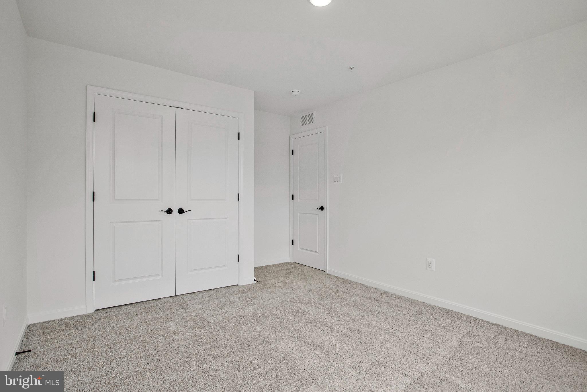ROBERTS CROSSING - Residential
