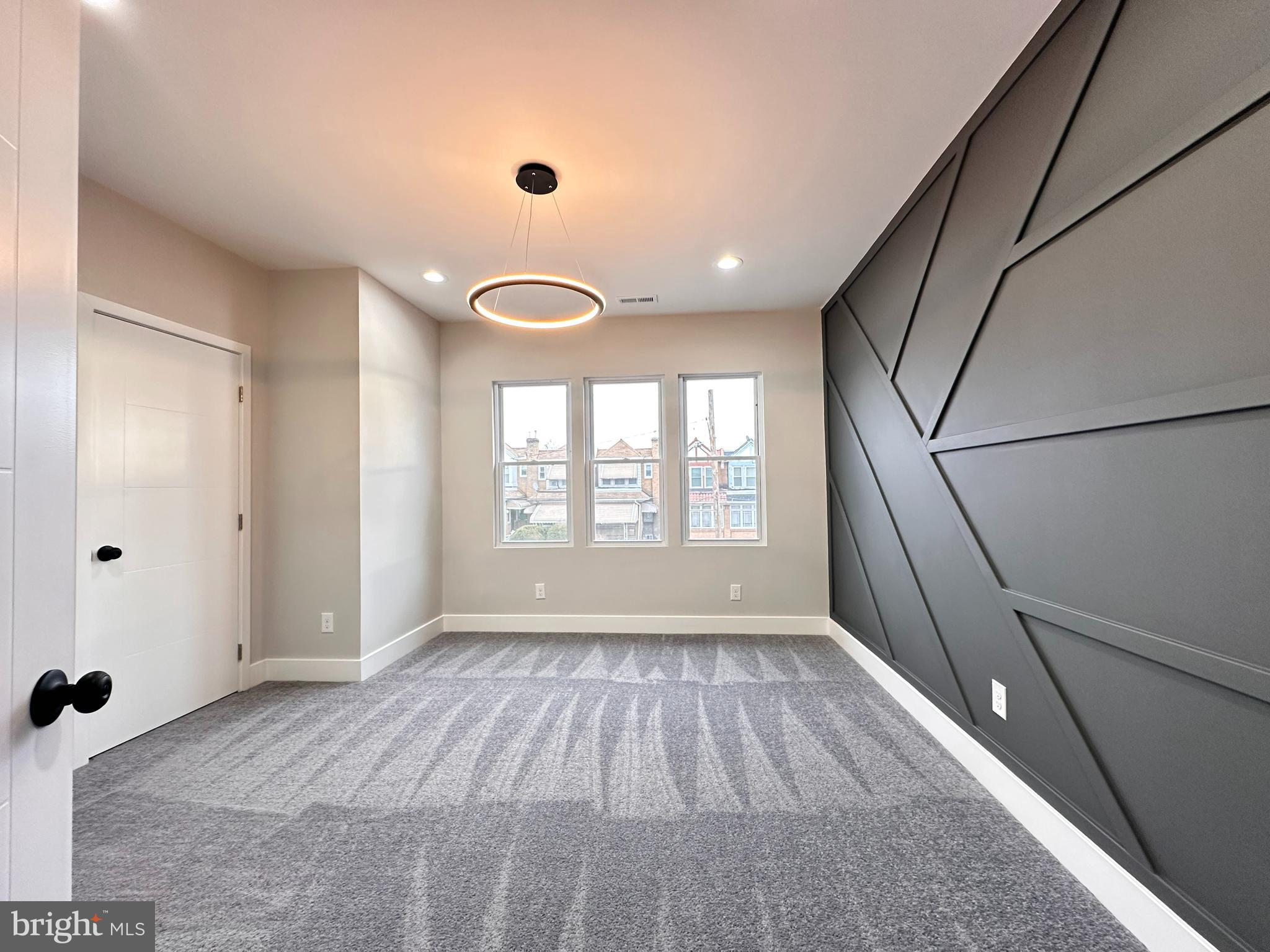 WEST OAK LANE - Residential