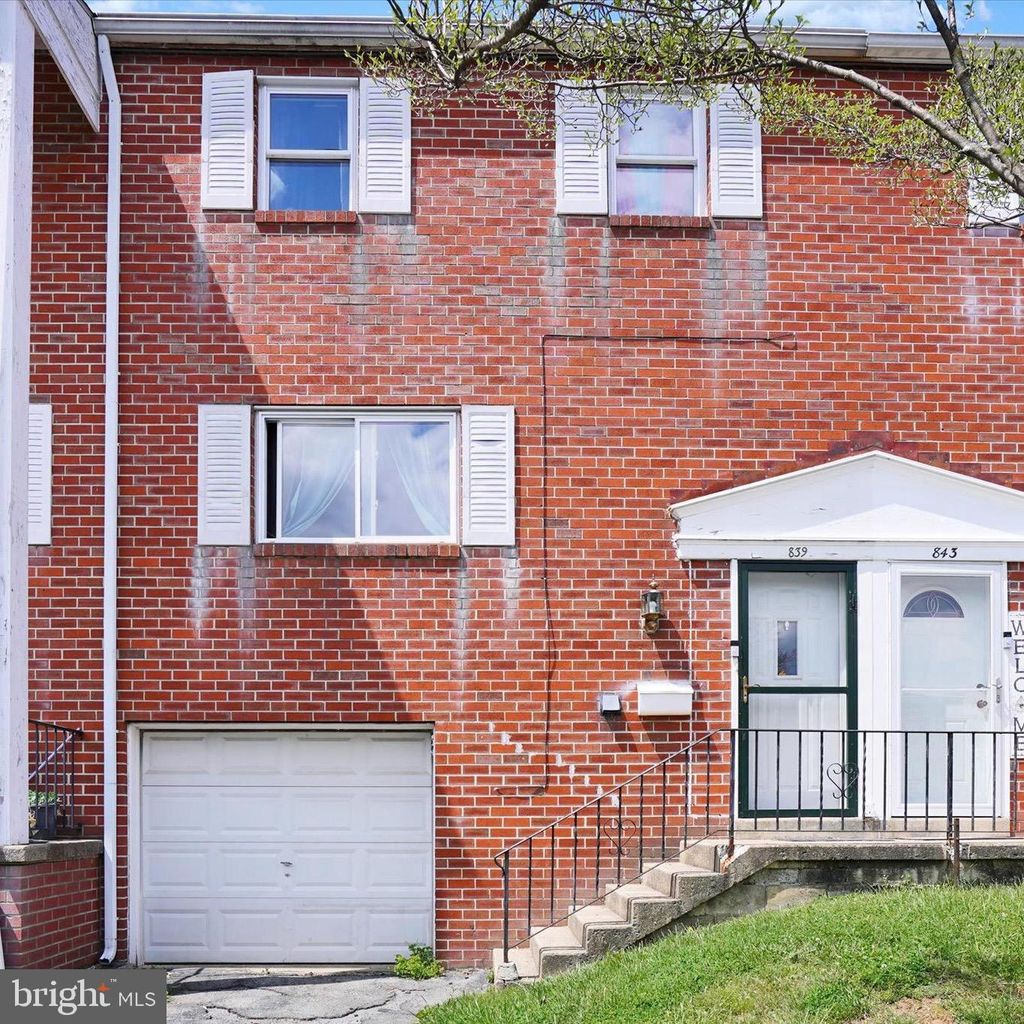 Photo of 839 HILTON DR, LANCASTER, PA 17603 (MLS # PALA2034050)