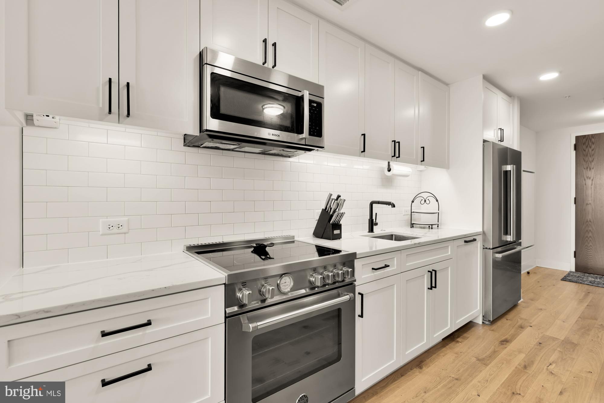 1211 VAN STREET SE 1308