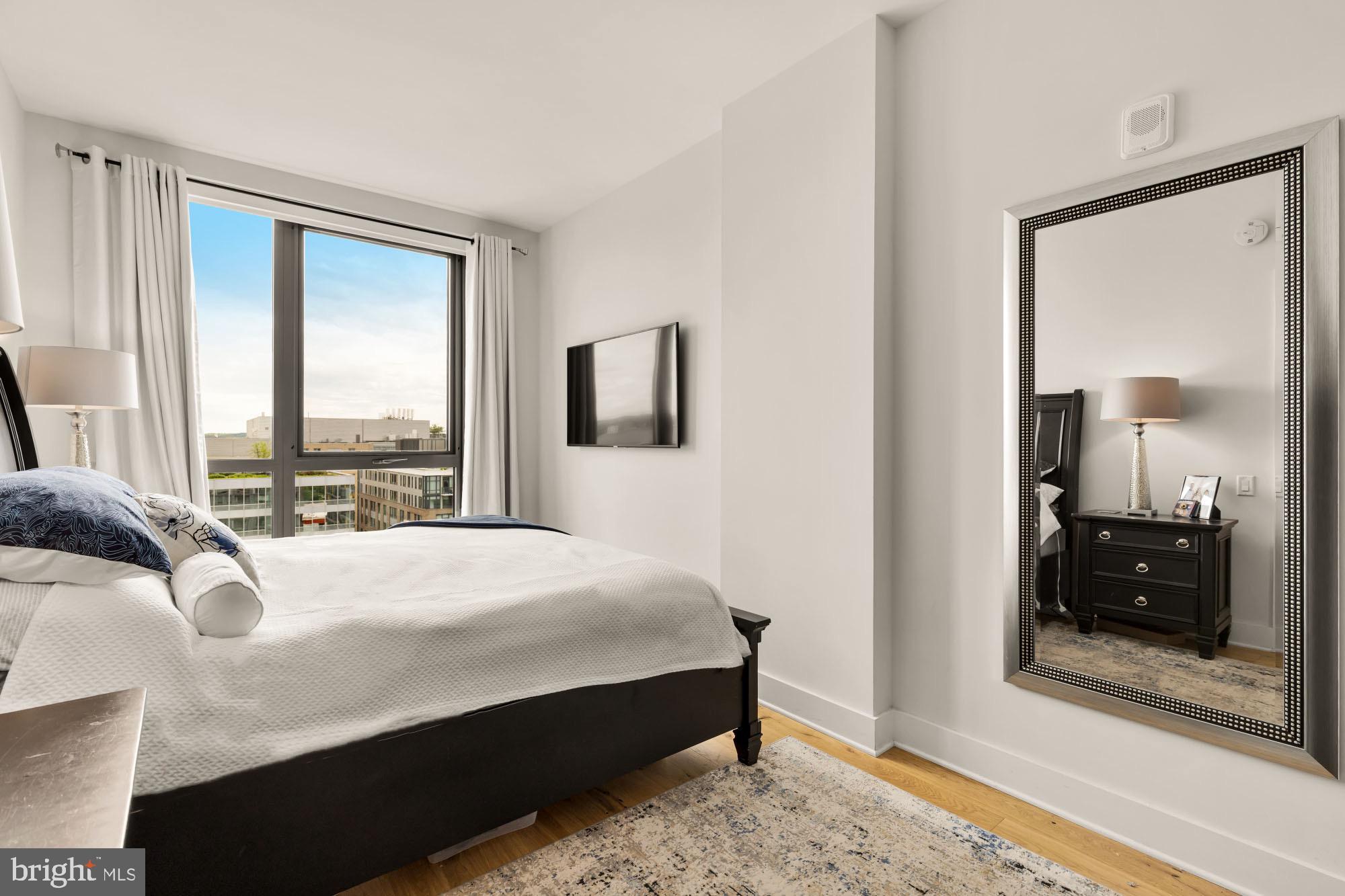 1211 VAN STREET SE 1308
