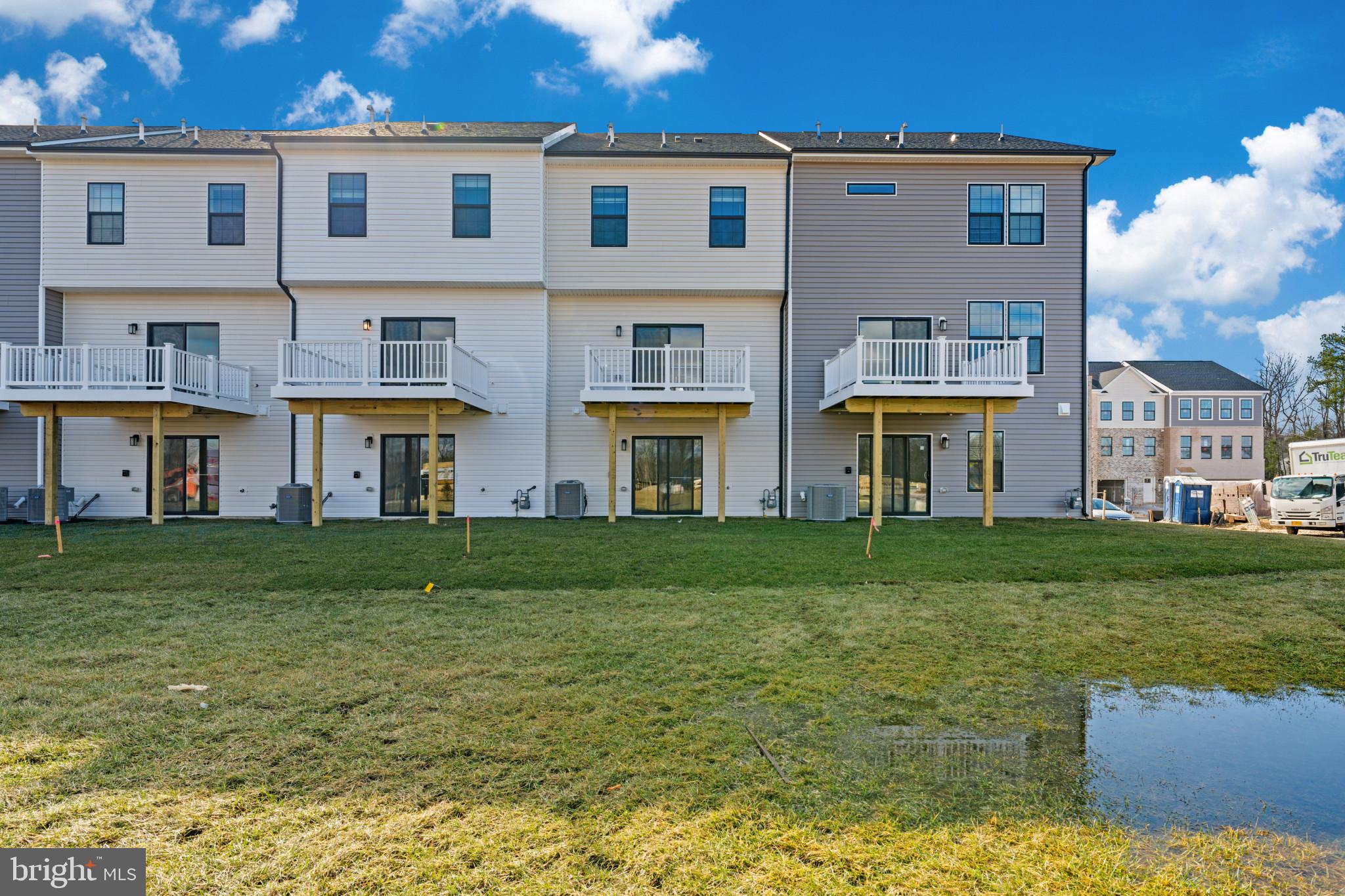 CALM RETREAT - Residential