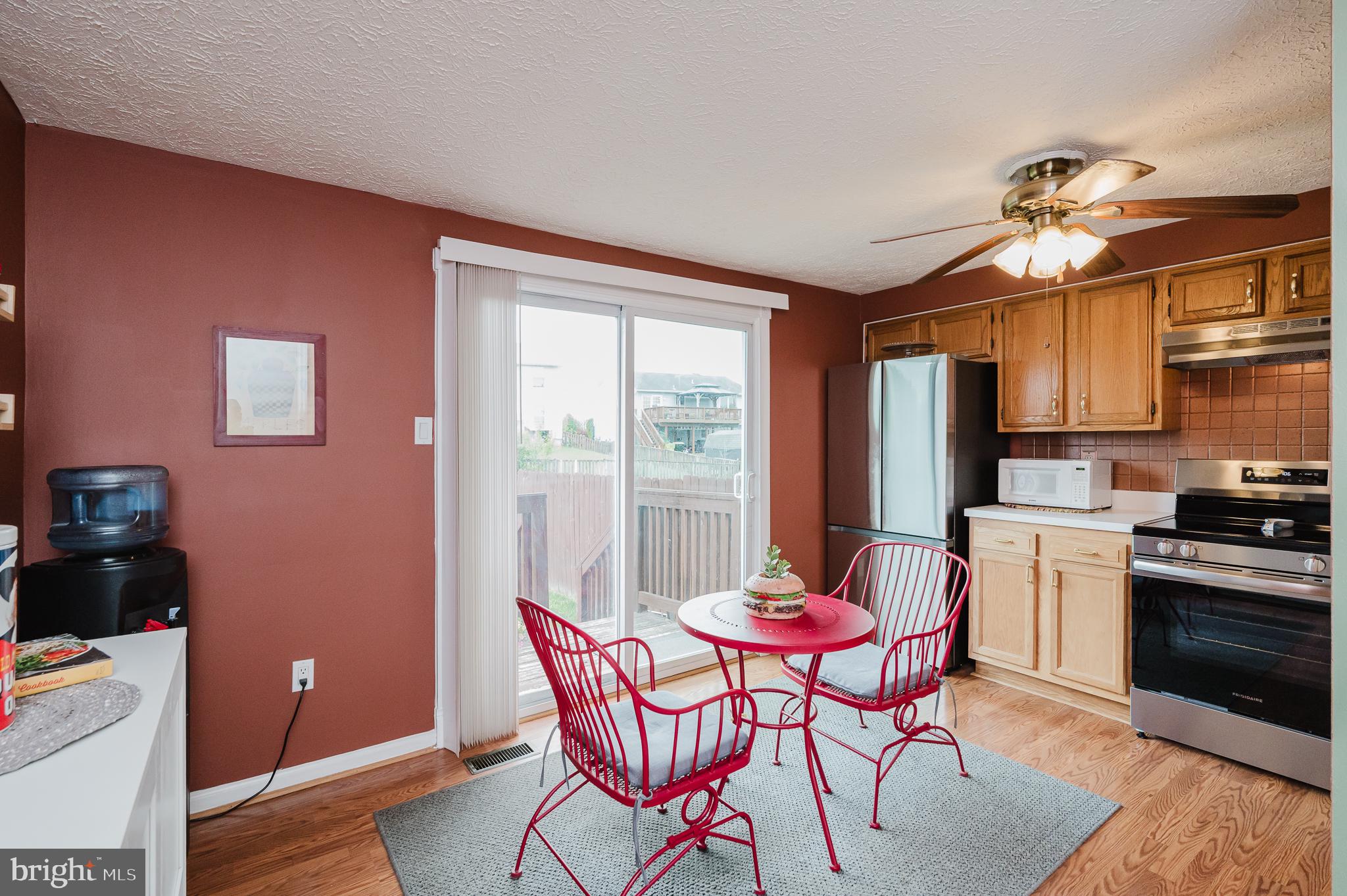 WOODBRIDGE CENTER - Residential