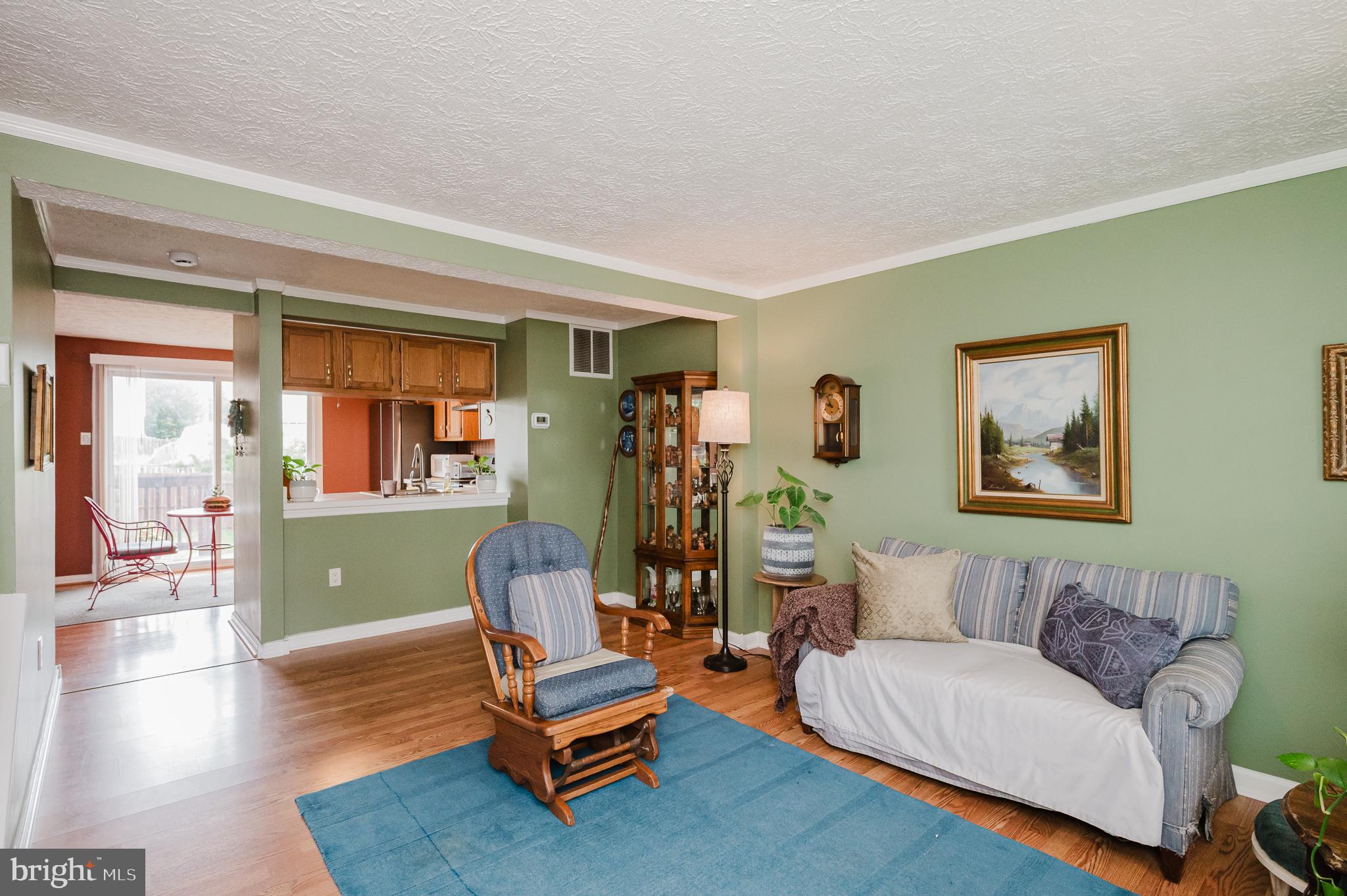 WOODBRIDGE CENTER - Residential