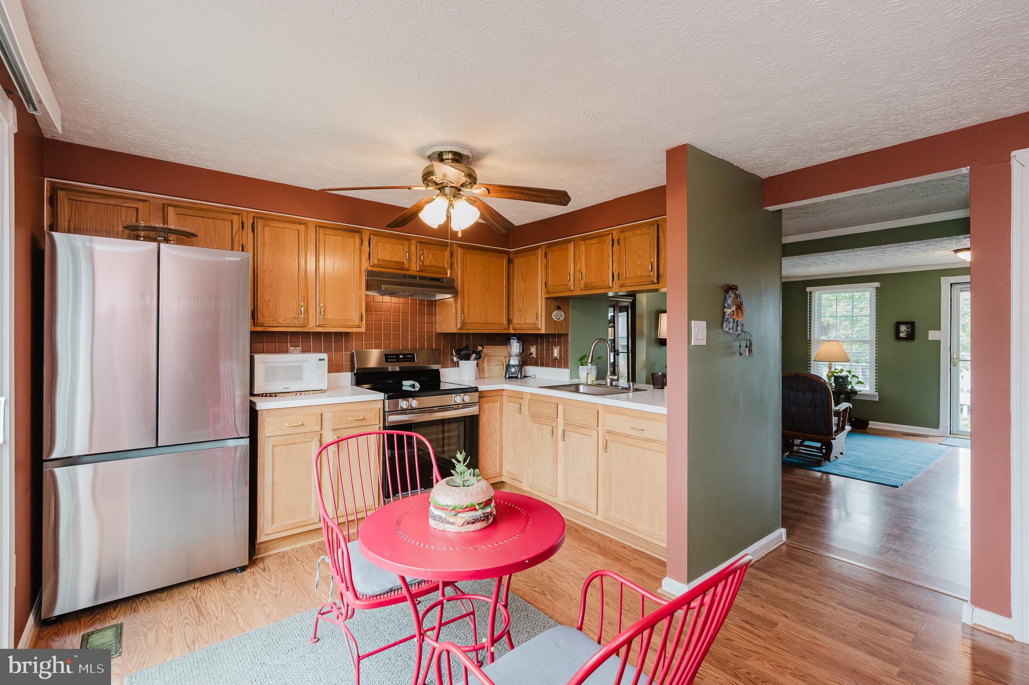 WOODBRIDGE CENTER - Residential