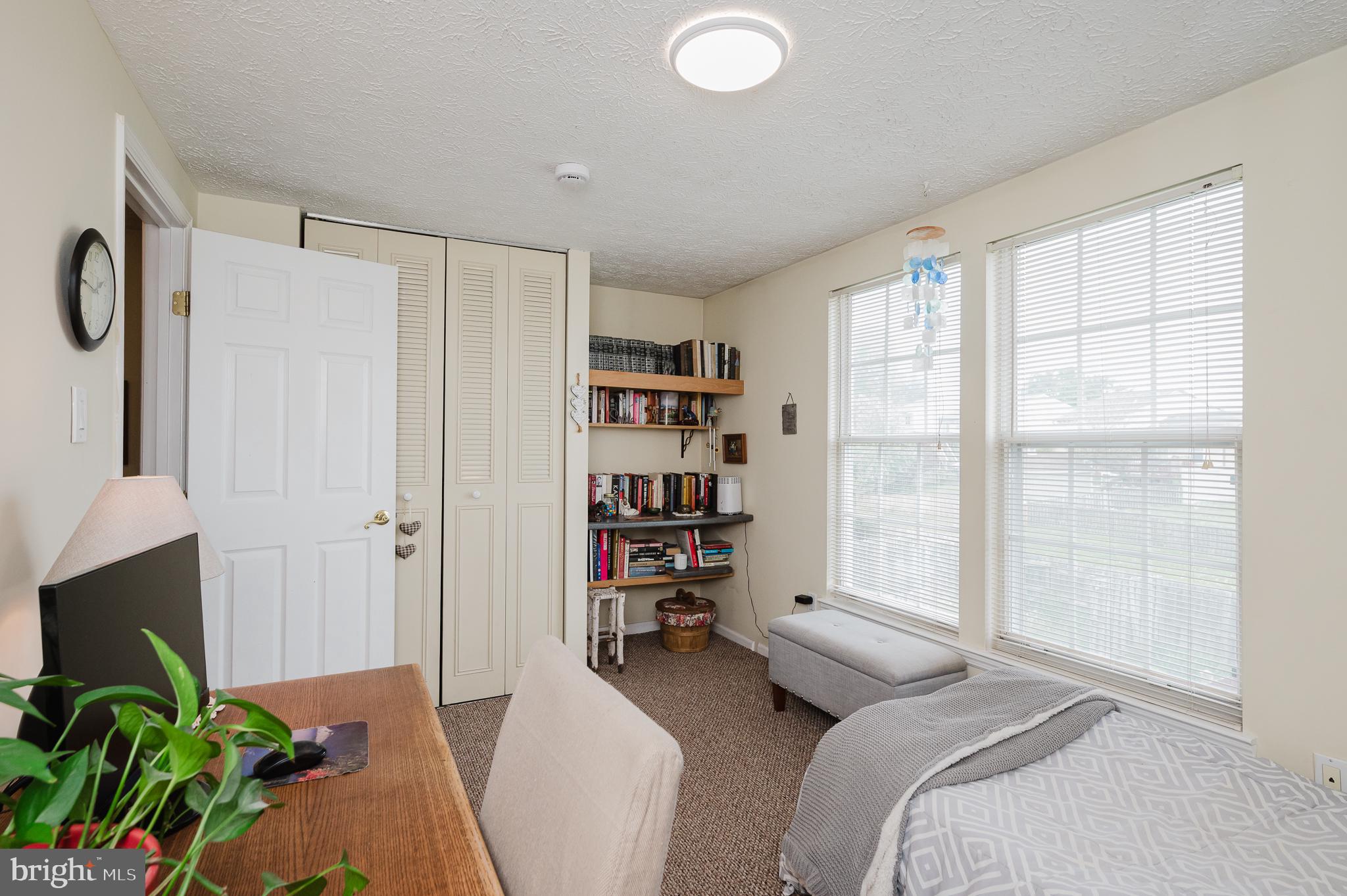 WOODBRIDGE CENTER - Residential