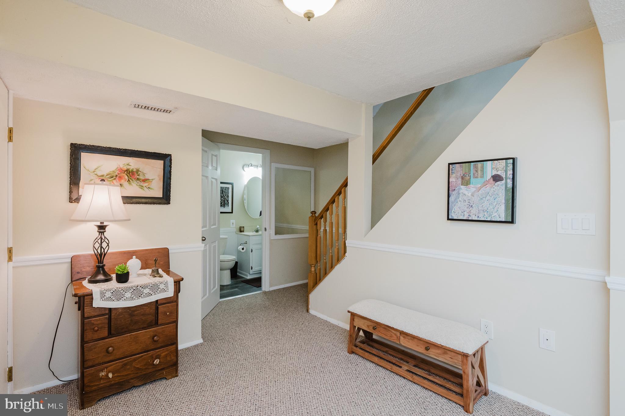 WOODBRIDGE CENTER - Residential