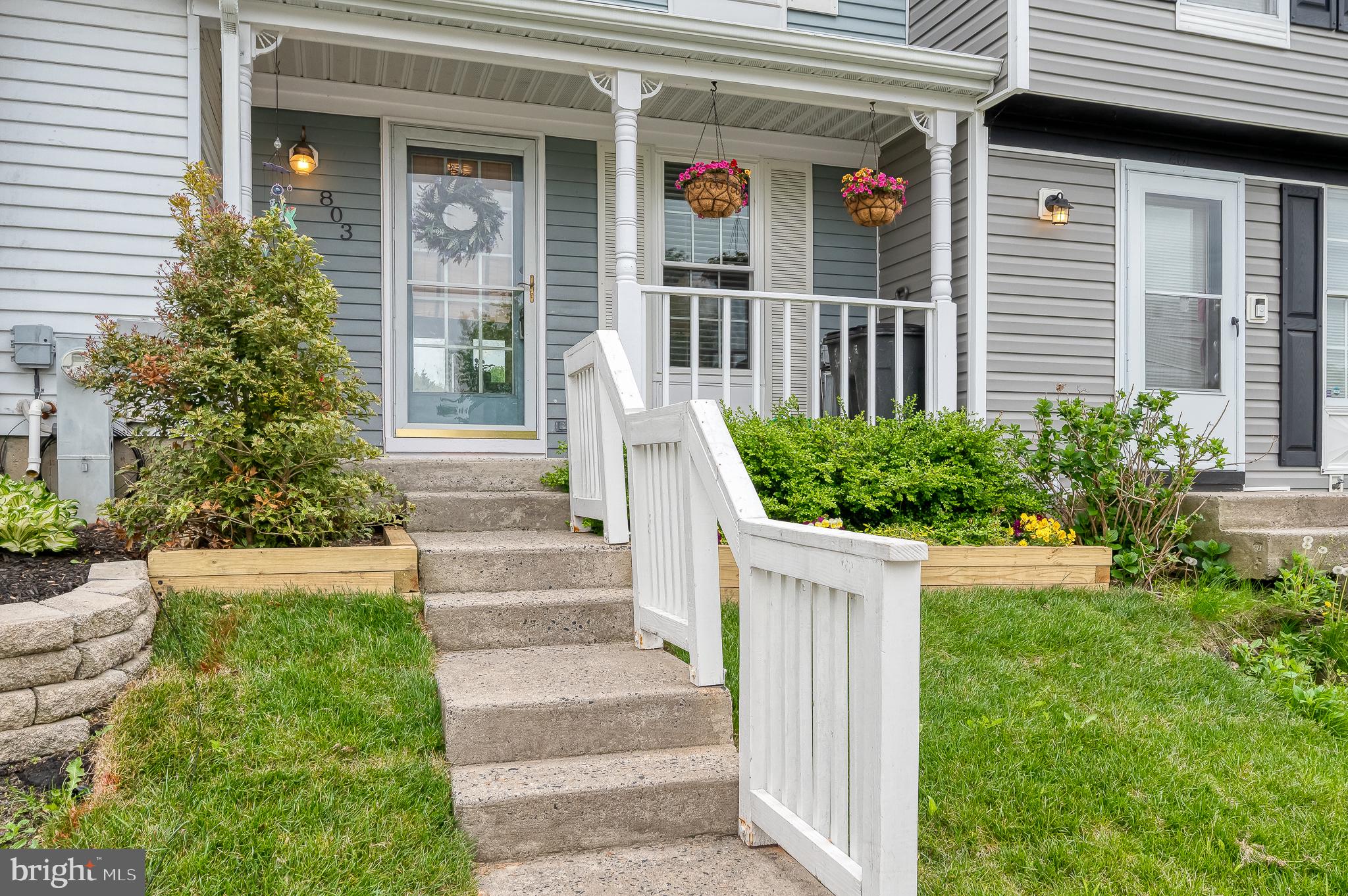 WOODBRIDGE CENTER - Residential