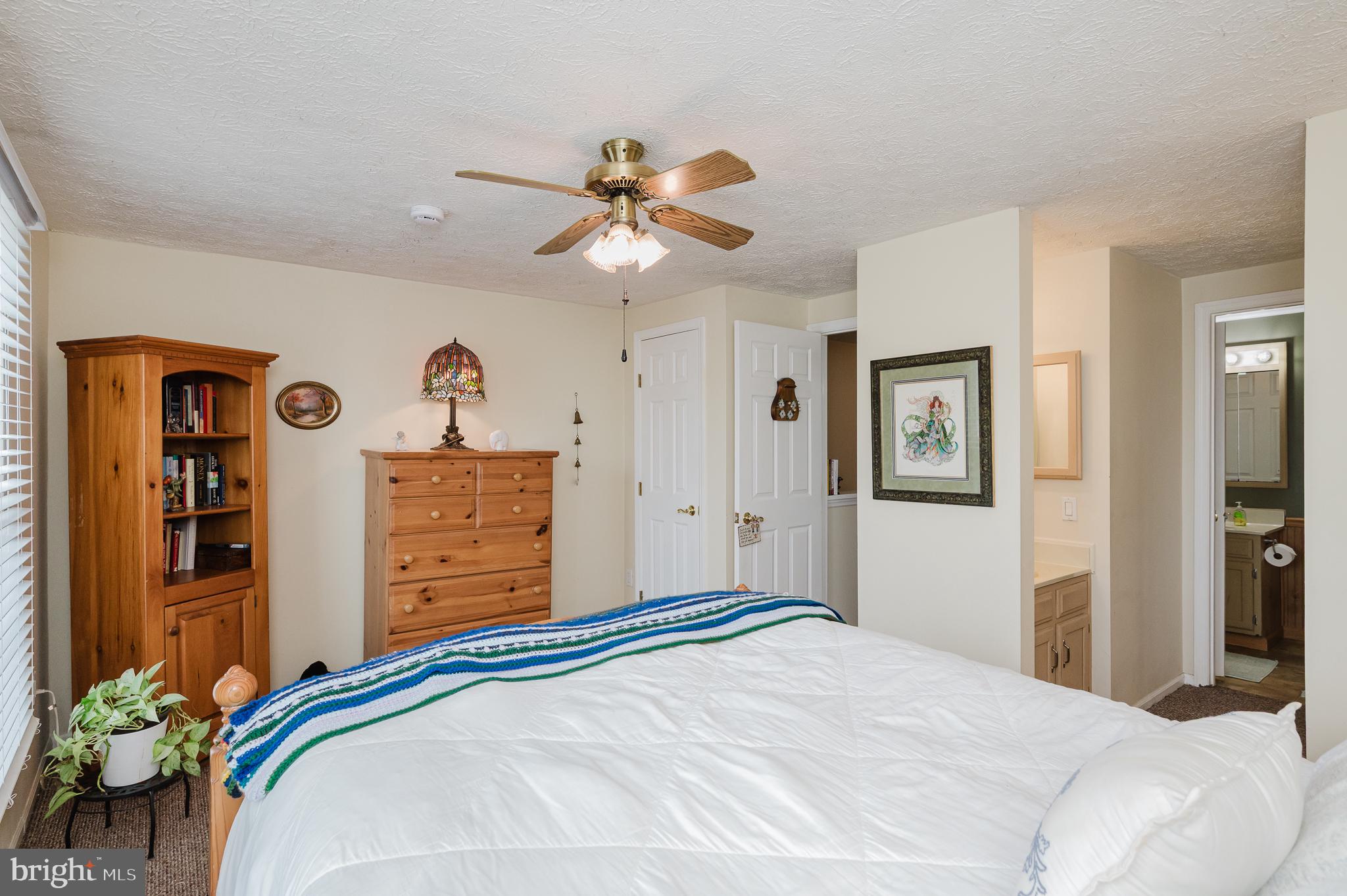 WOODBRIDGE CENTER - Residential