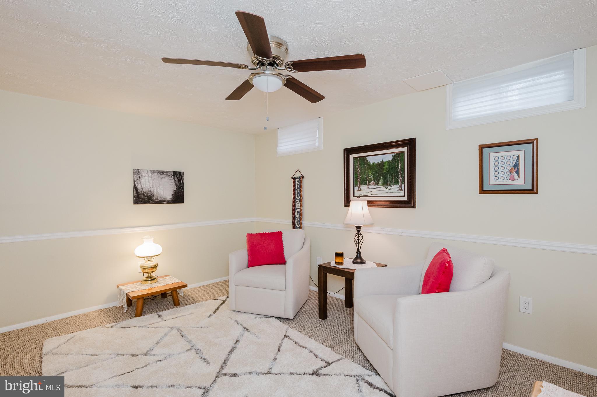 WOODBRIDGE CENTER - Residential