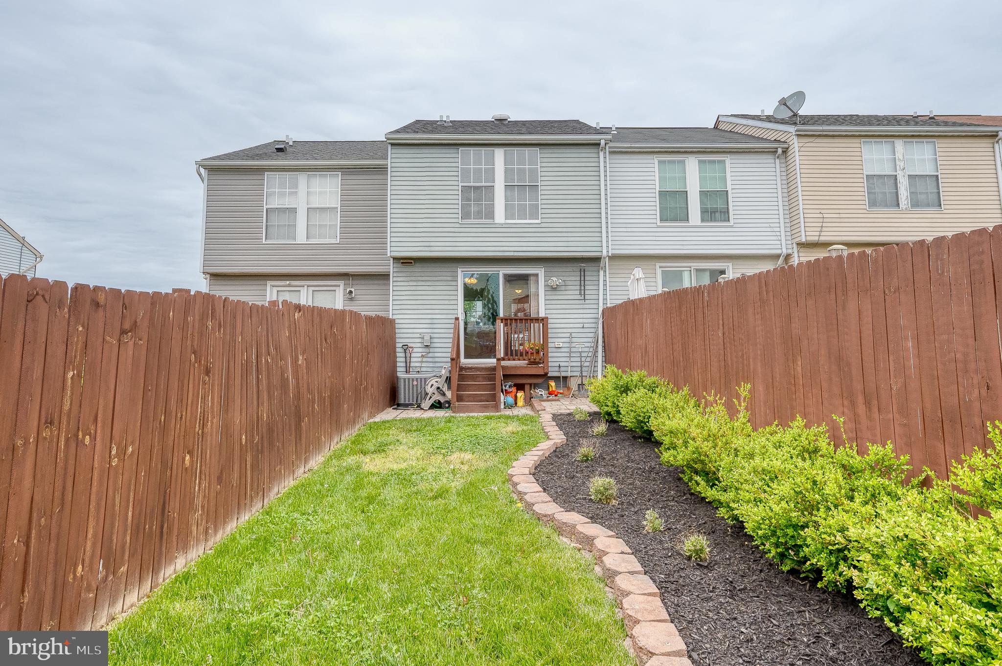 WOODBRIDGE CENTER - Residential