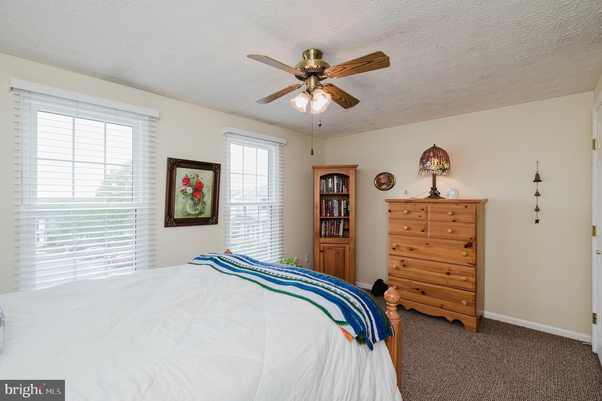 WOODBRIDGE CENTER - Residential