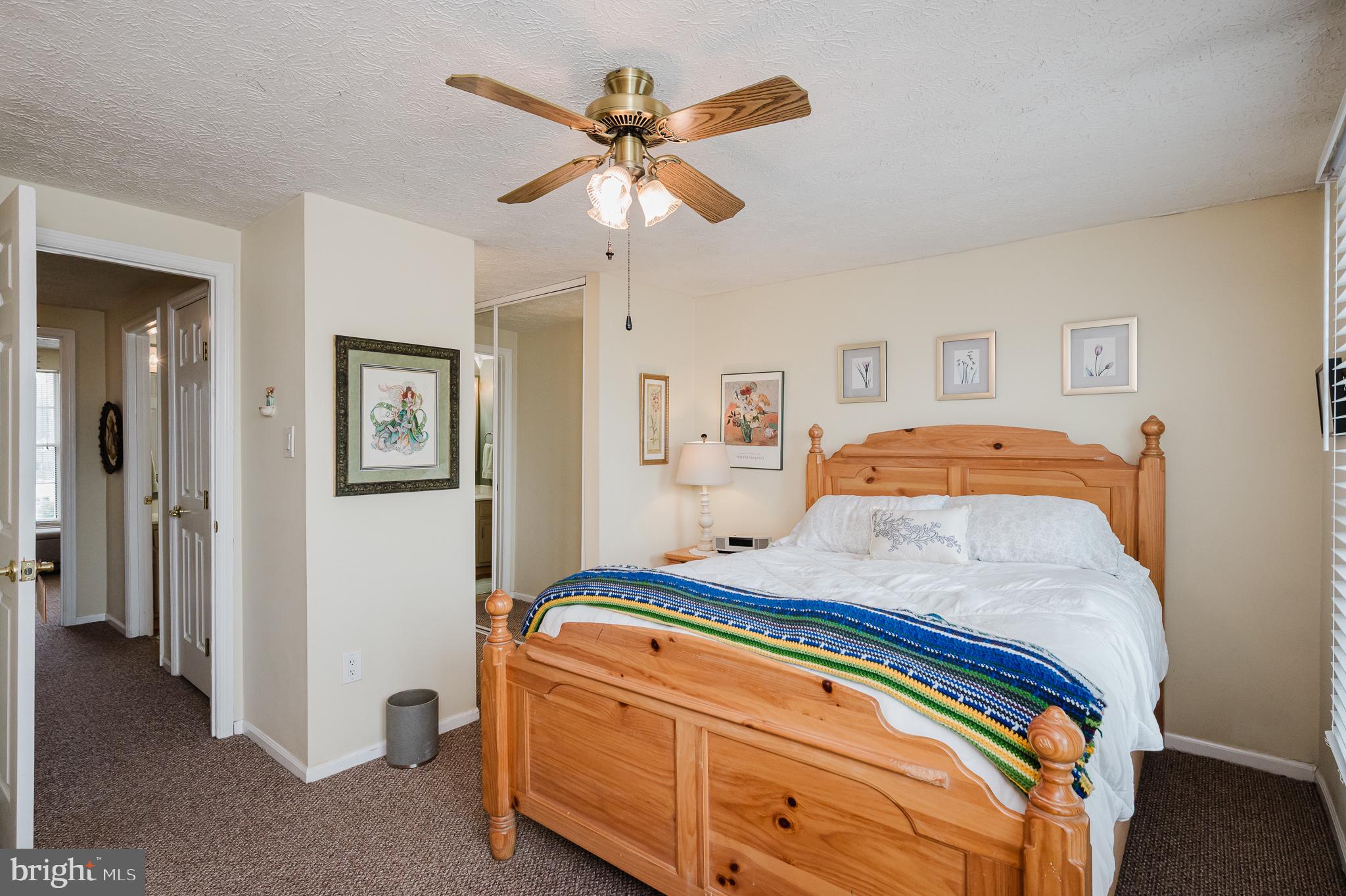 WOODBRIDGE CENTER - Residential