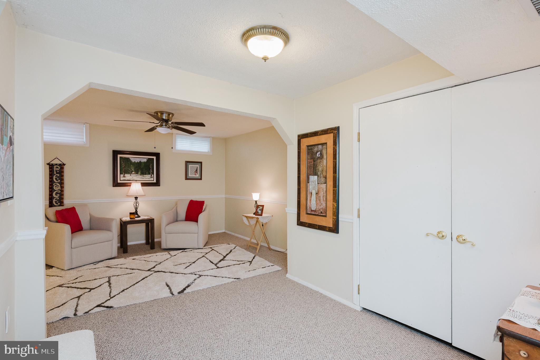 WOODBRIDGE CENTER - Residential