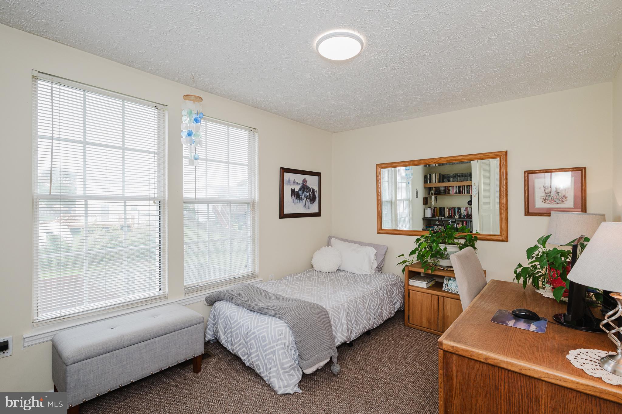 WOODBRIDGE CENTER - Residential