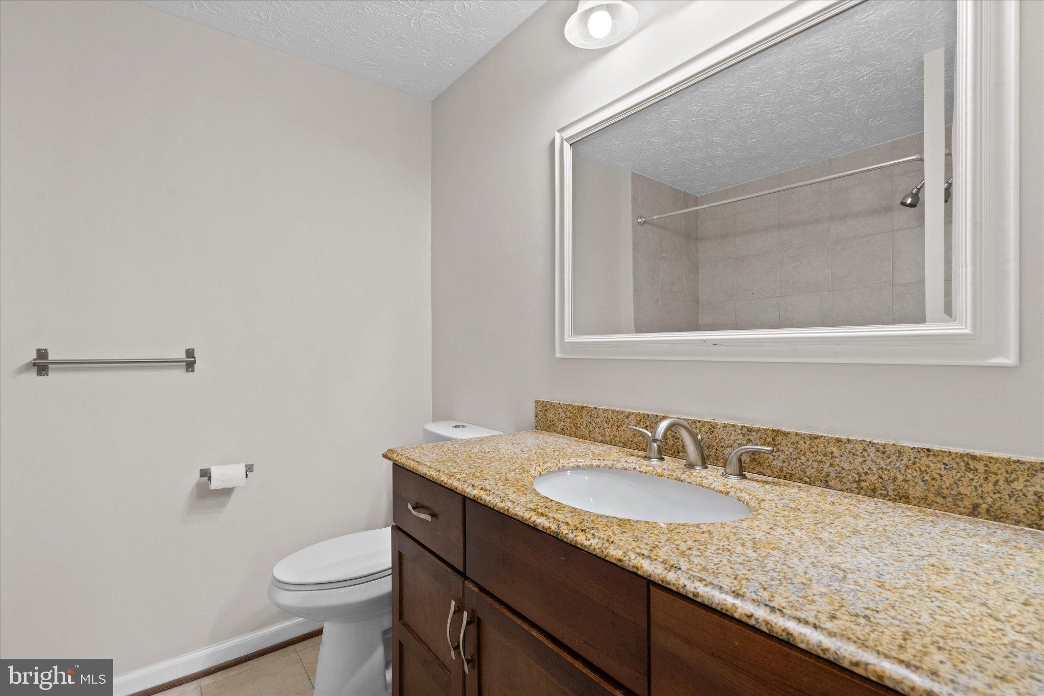 COURTS OF TYSONS - Residential
