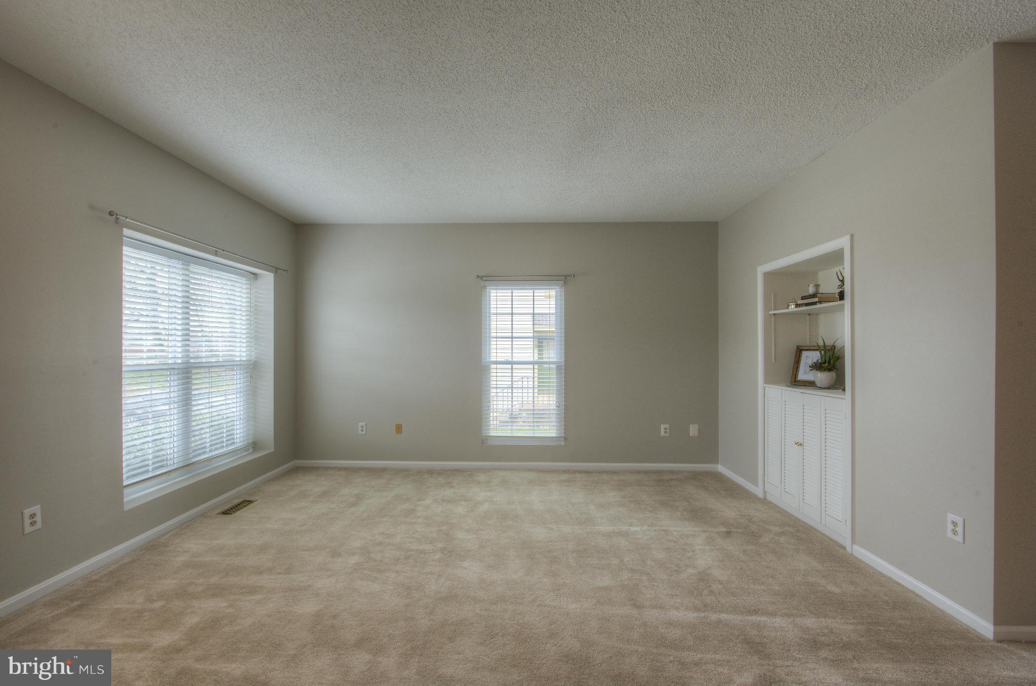 PENDERBROOK - Residential